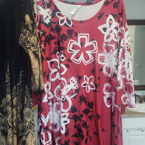 3 bundle tunic tops - Picture 11 of 11